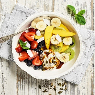 Frische Früchte mit Kokos-Joghurt Frische Früchte mit Kokos-Joghurt