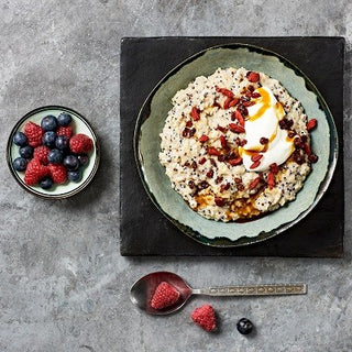 Superfood Quinoa Porridge für kalte Tage Superfood Quinoa Porridge für kalte Tage
