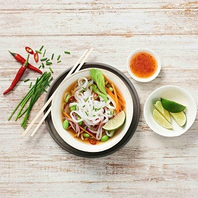 Asiatische Nudelsuppe mit Konjak-Spaghetti