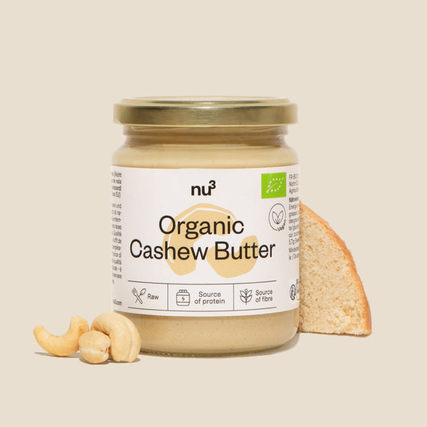 nu3 Bio Cashewmus neben Nüssen